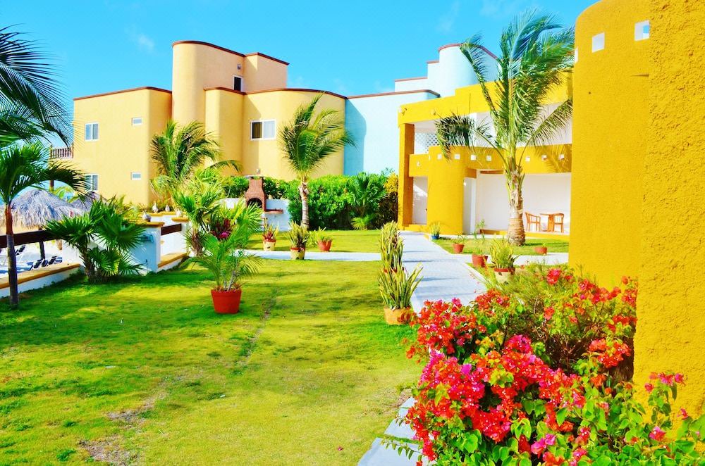 Photo of Buildings in Puerto Morelos