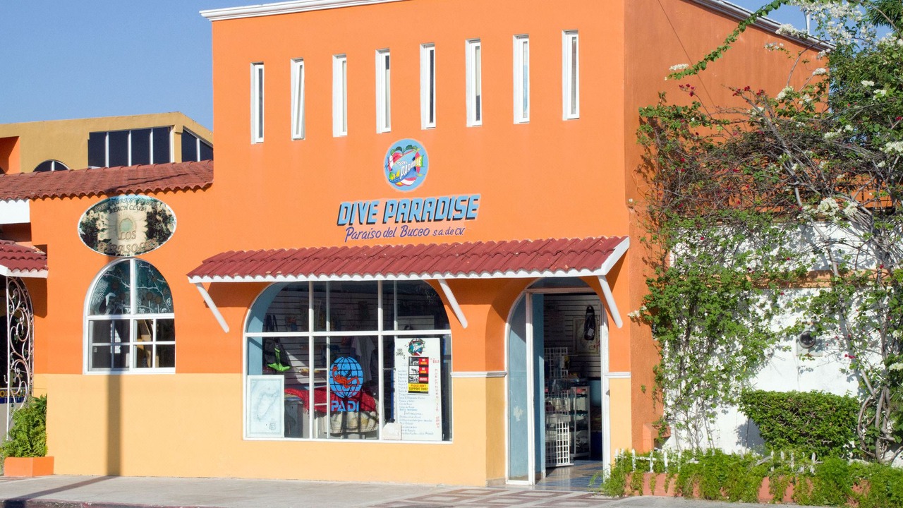 Photo of Buildings in Colonos Cuzamil