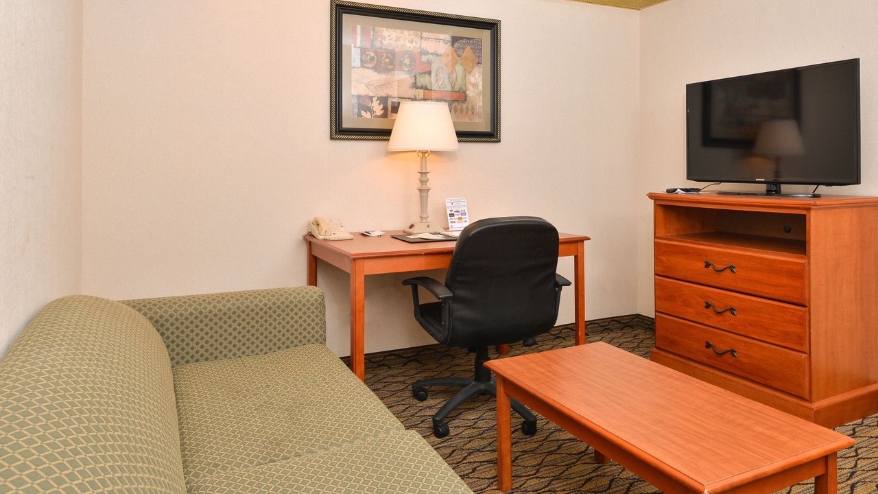 Photo of Livingroom in Jefferson City