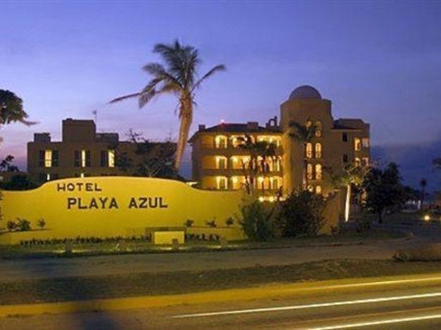 Photo of Buildings in Zona Hotelera Norte
