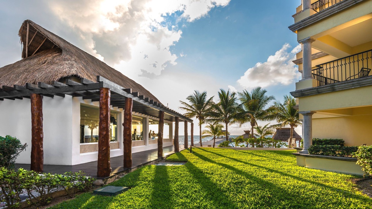 Photo of Buildings in Puerto Morelos