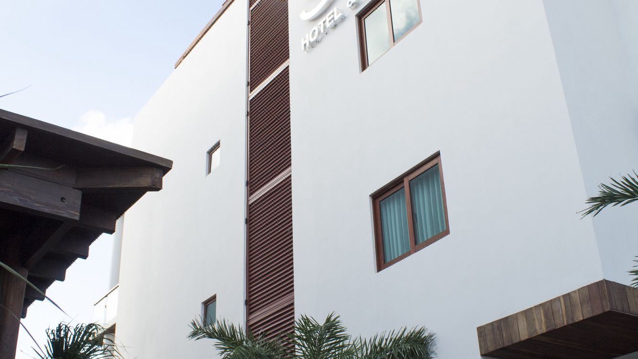 Photo of Buildings in Majahual