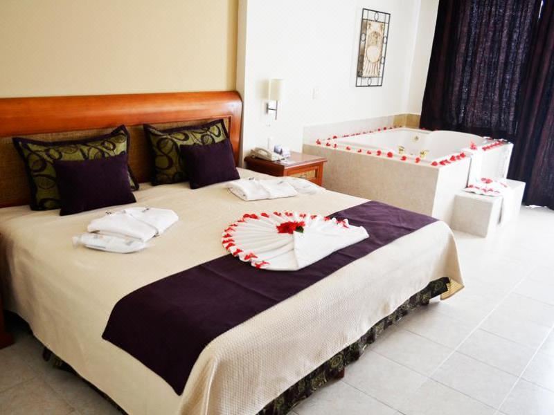 Photo of Bedroom in Zona Hotelera