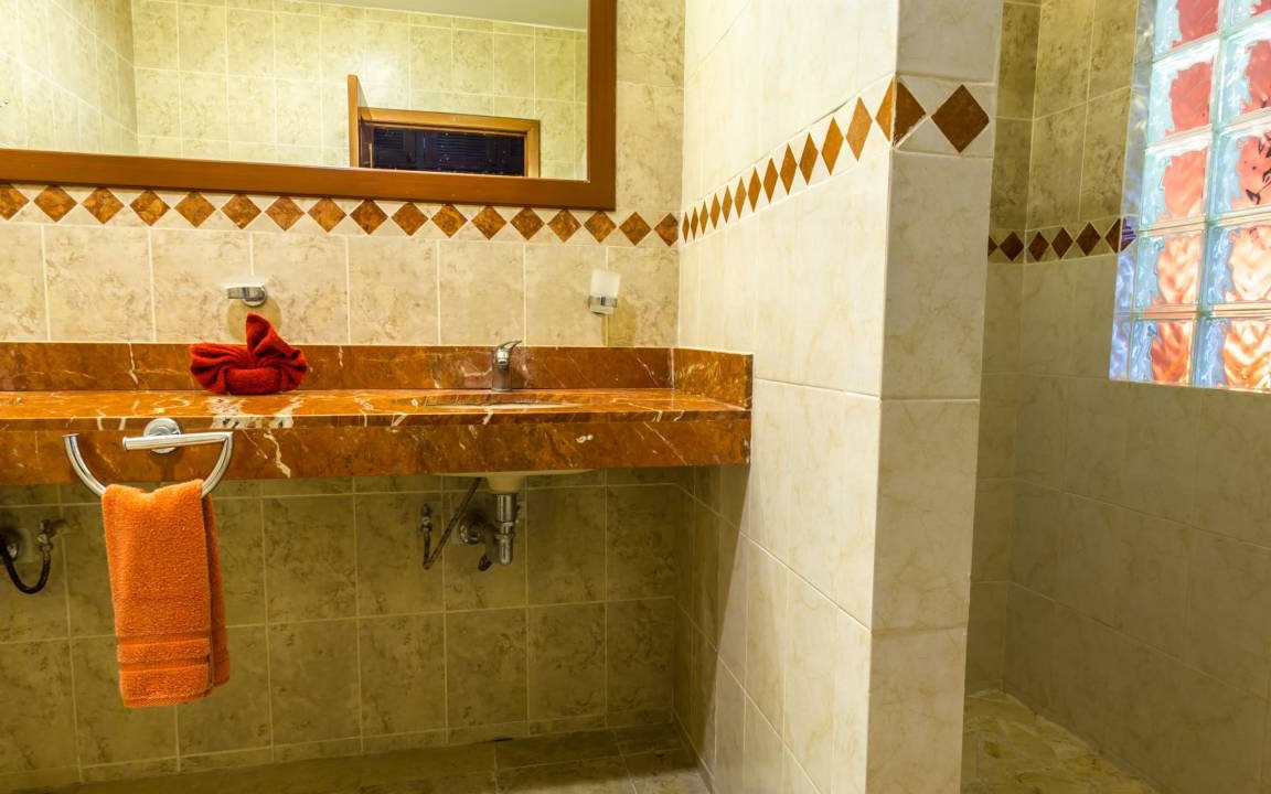 Photo of Bathroom in Playacar