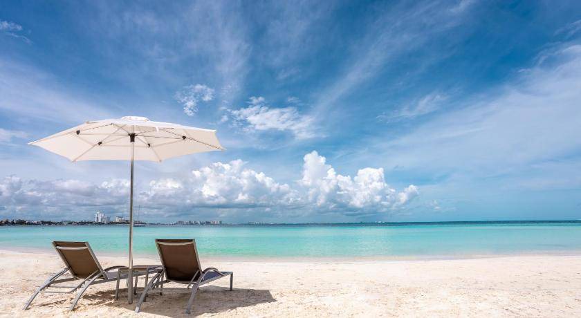 Photo of Others in Punta Cancun