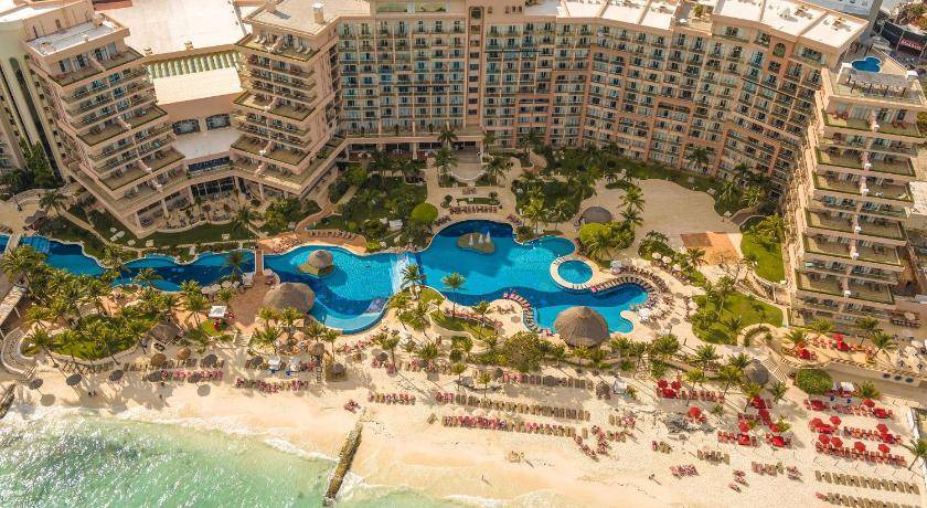 Photo of Others in Punta Cancun