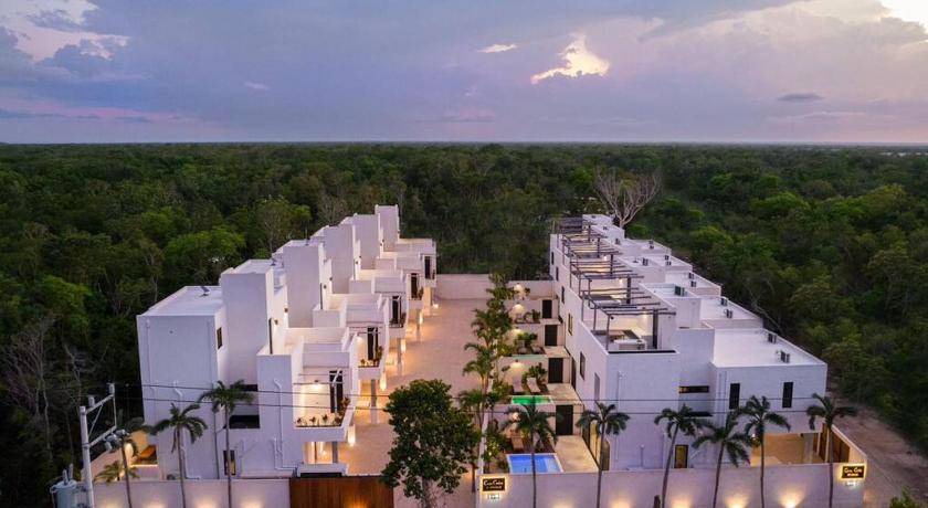 Photo of Others in Tulum