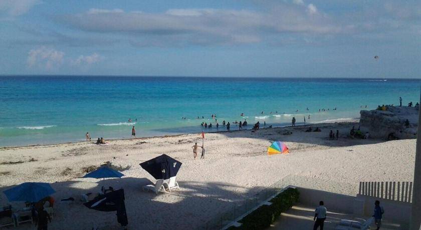 Photo of Others in Punta Cancun