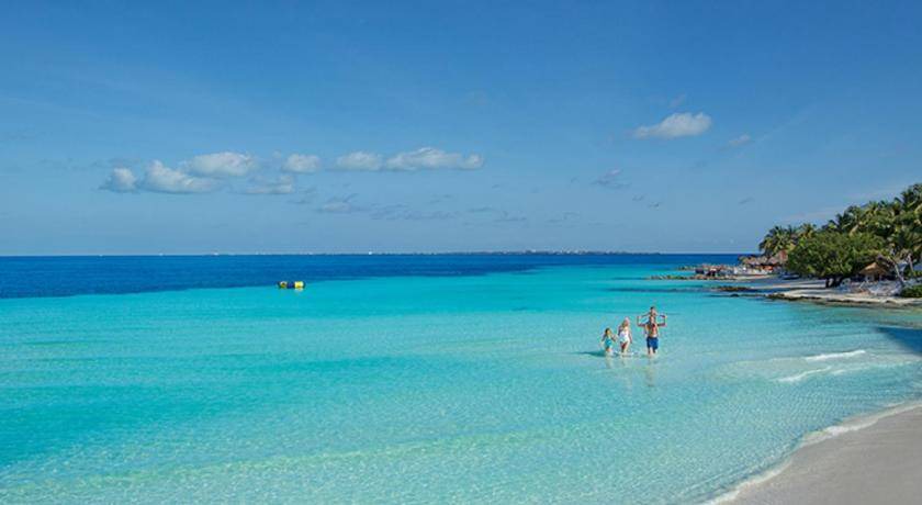 Photo of Others in Punta Cancun