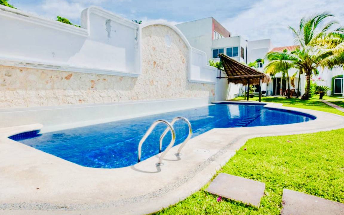 Photo of Others in Playacar