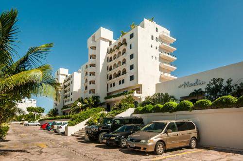 Photo of Buildings in Zona Hotelera