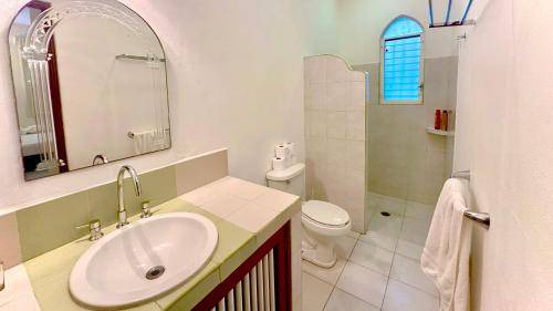 Photo of Bathroom in Playacar Fase I