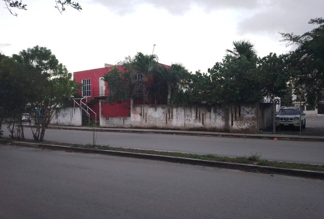Photo of Buildings in Puerto Juarez