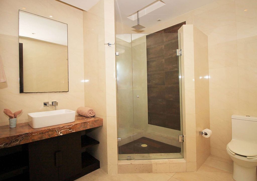 Photo of Bathroom in 12th Street