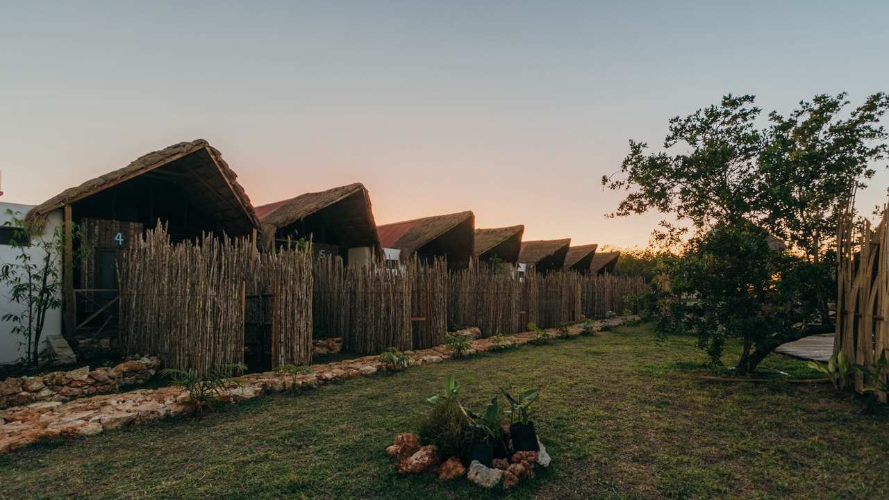 Photo of Outdoor in Huay-Pix