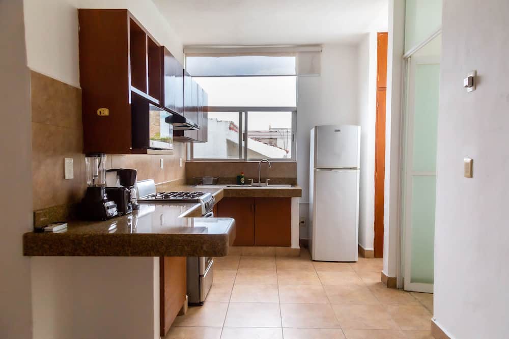Photo of Kitchen in 12th Street