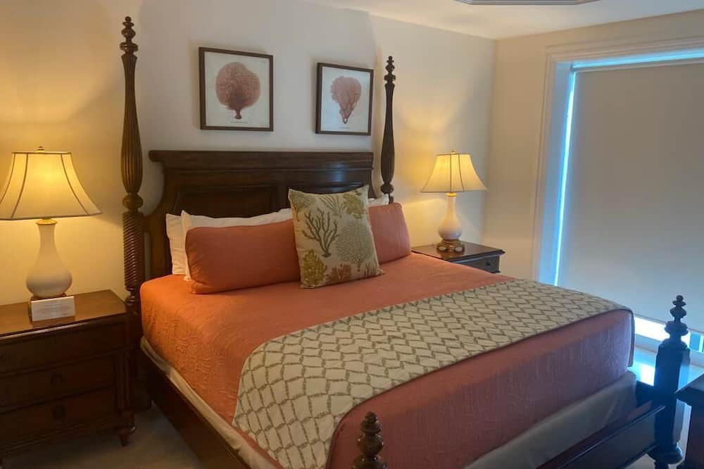 Photo of Bedroom in Costa Maya