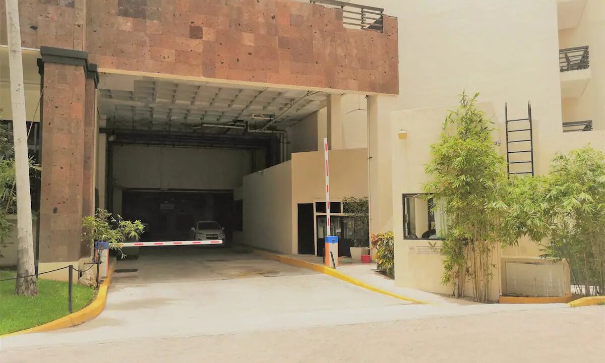 Photo of Outdoor in 12th Street