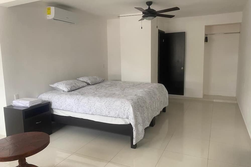 Photo of Bedroom in Colonia Adolfo Lopez Mateos