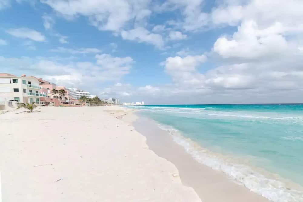 Photo of Others in Punta Cancun