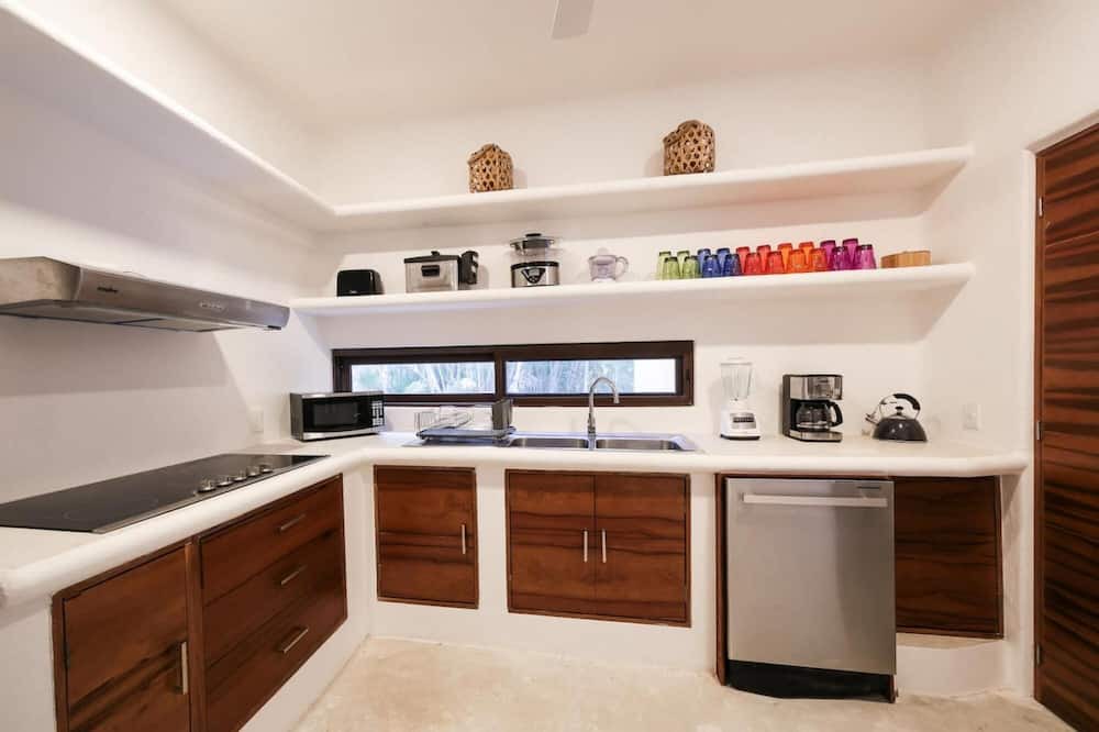 Photo of Kitchen in Buenavista