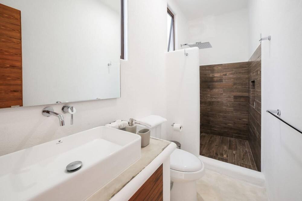 Photo of Bathroom in Buenavista