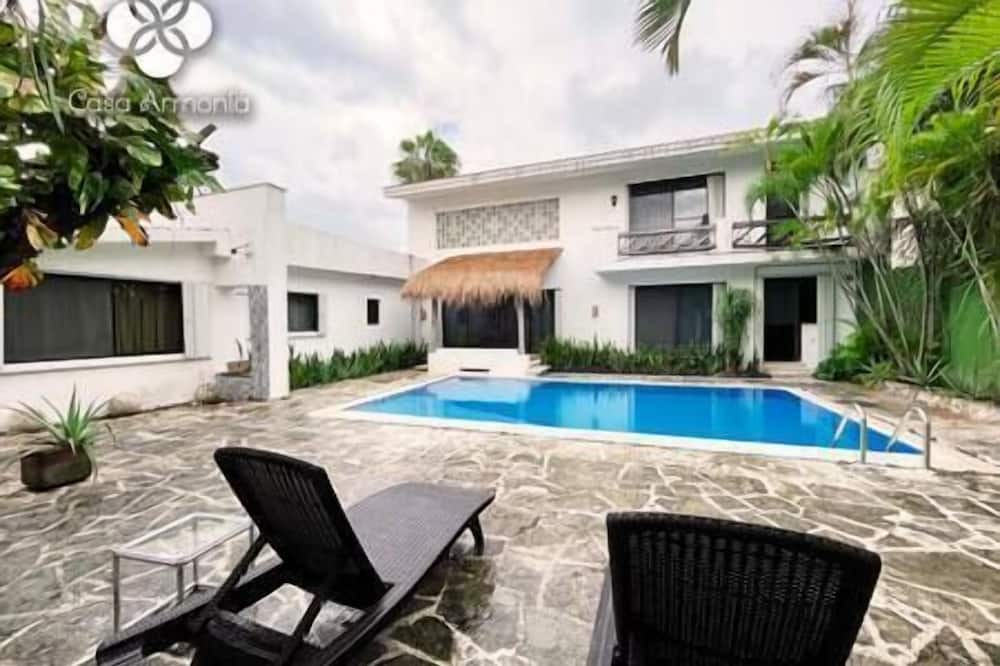 Photo of Outdoor in Colonia Adolfo Lopez Mateos
