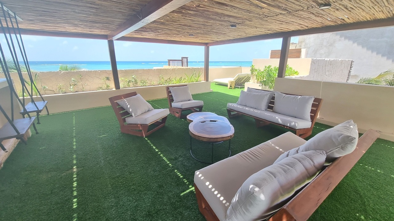 Photo of Patio Balcony in Soliman Bay