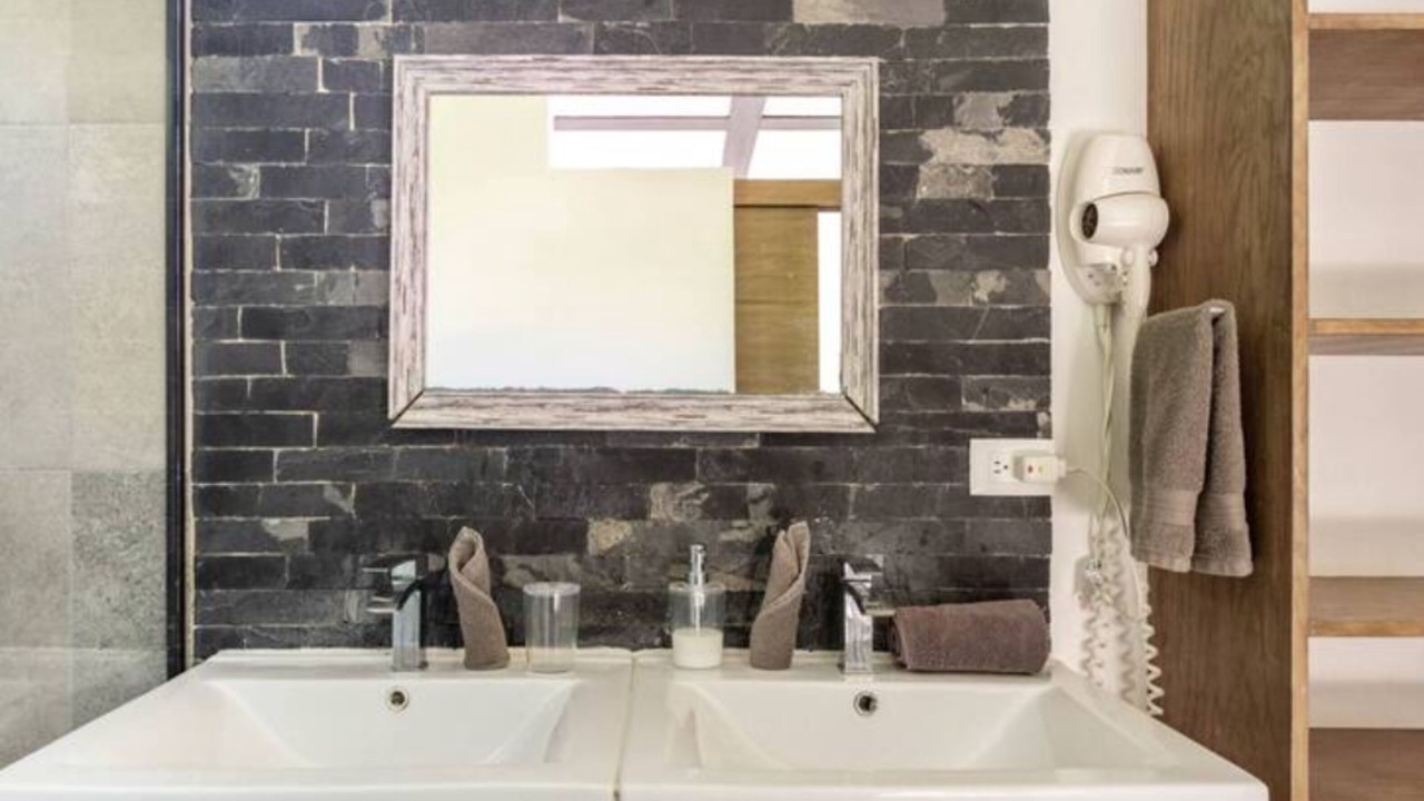 Photo of Bathroom in Ekbalan