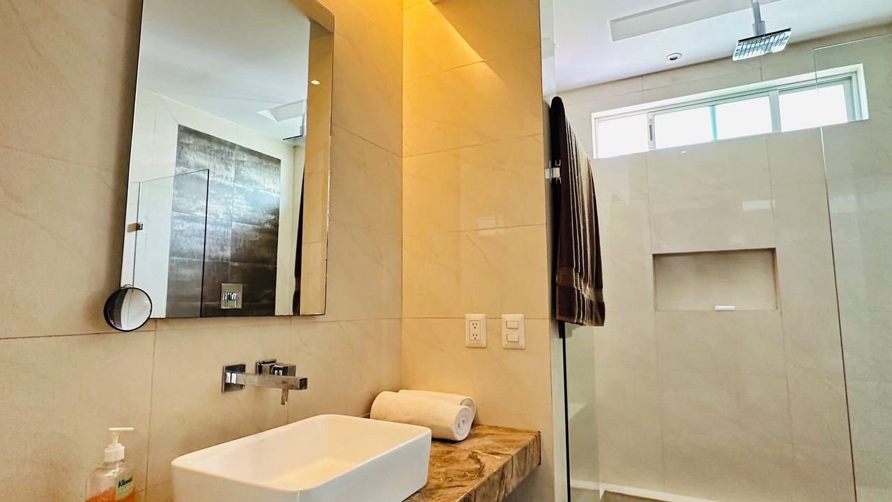 Photo of Bathroom in 12th Street