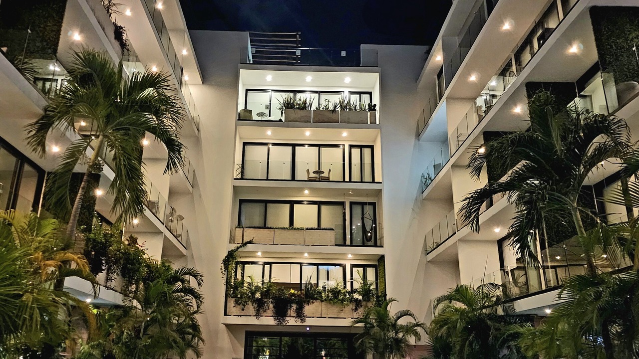 Photo of Outdoor in 12th Street
