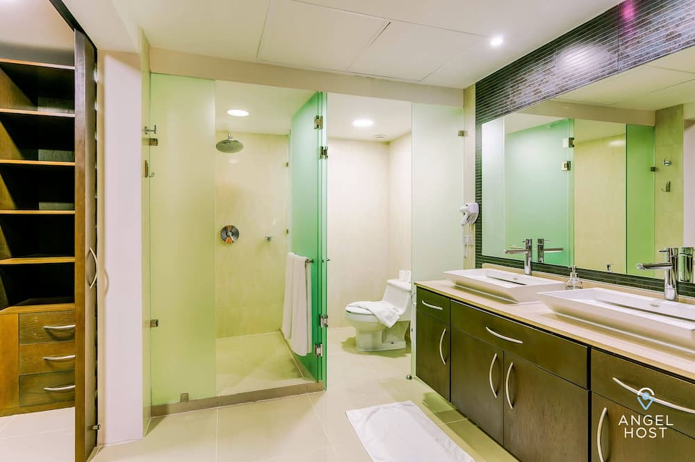 Photo of Bathroom in Puerto Juarez