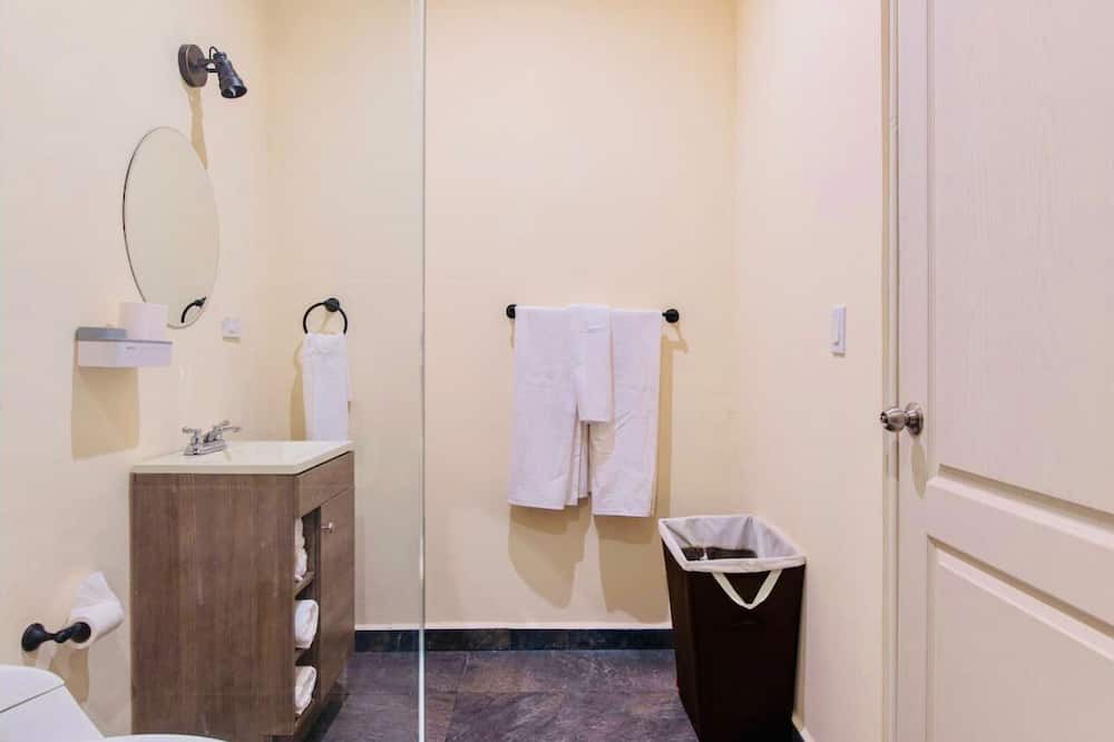 Photo of Bathroom in Tankah