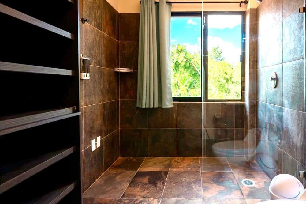 Photo of Bathroom in Tankah