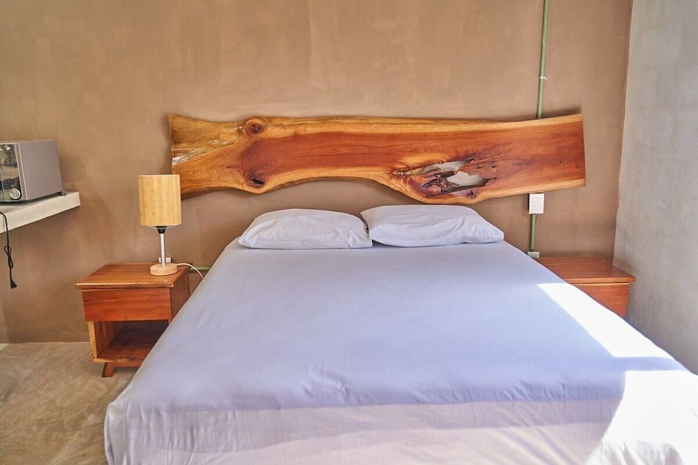 Photo of Bedroom in Francisco Uh May
