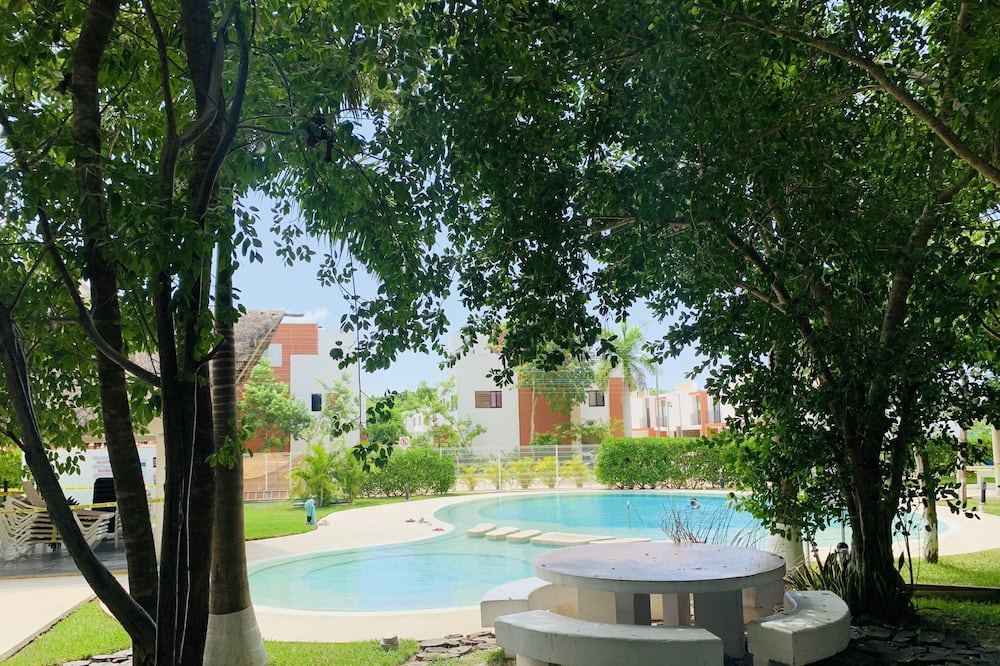Photo of Outdoor in Jacinto Pat