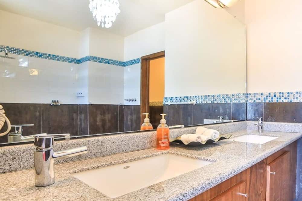 Photo of Bathroom in Gonzalo Guerrero