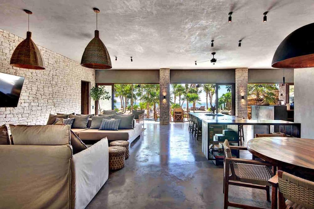 Photo of Livingroom in Ek Balam Village