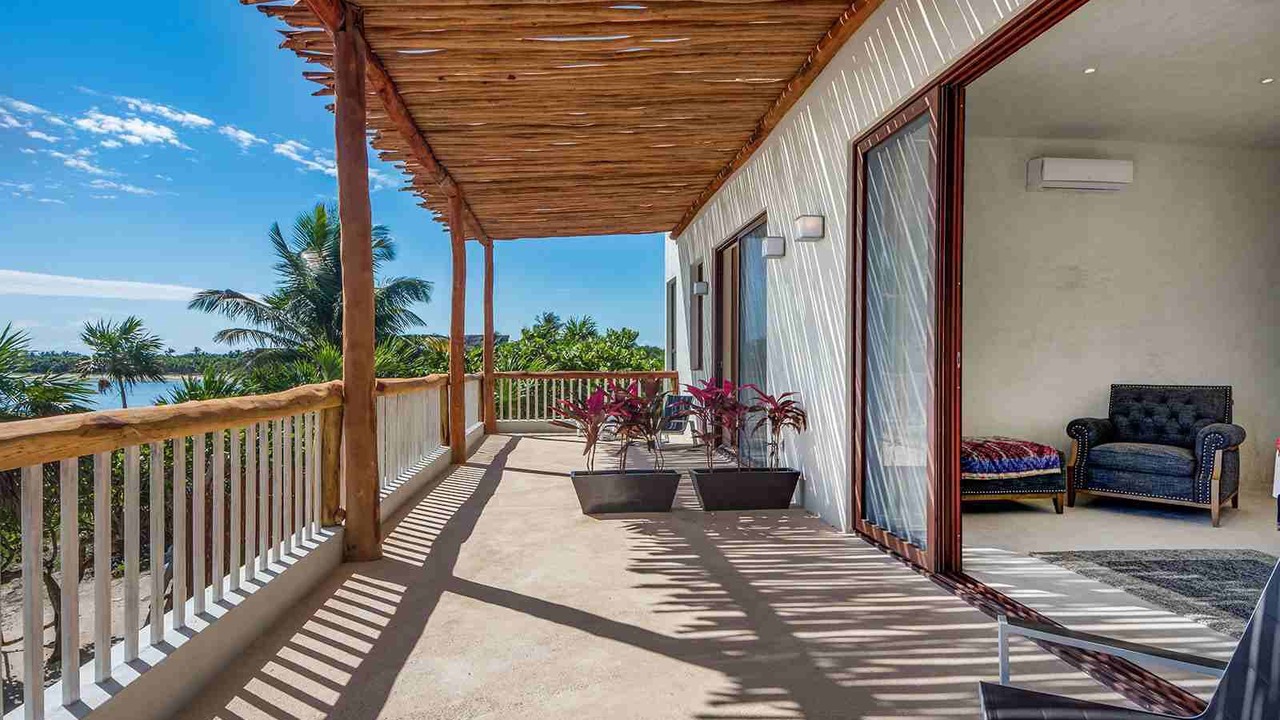 Photo of Patio Balcony in Ek Balam Village