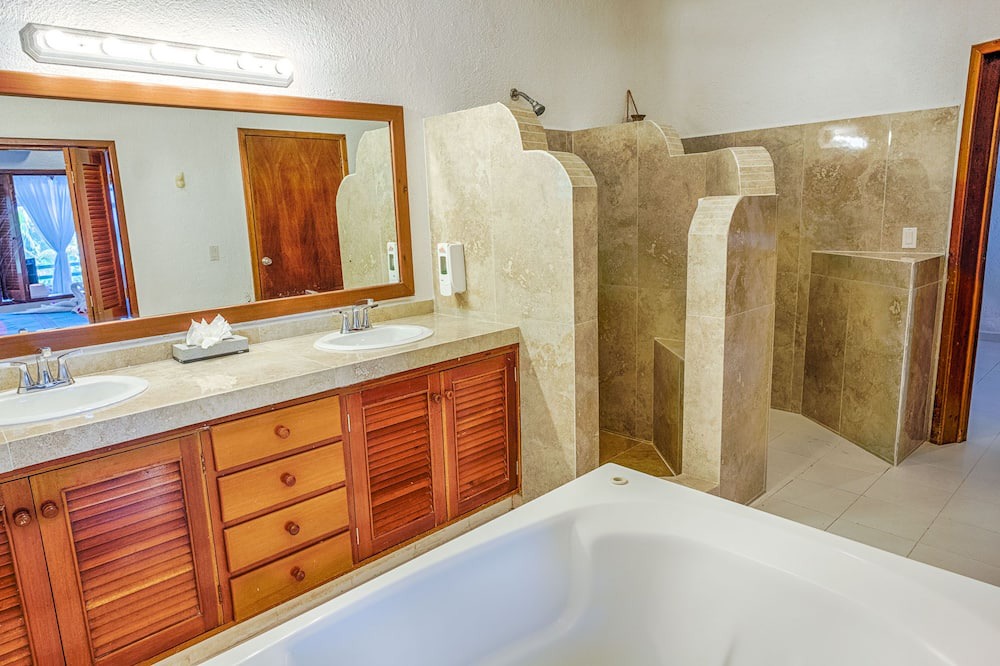 Photo of Bathroom in Akumal