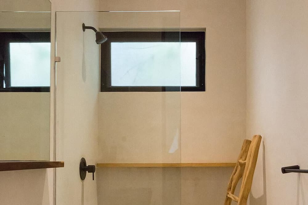 Photo of Bathroom in Zama