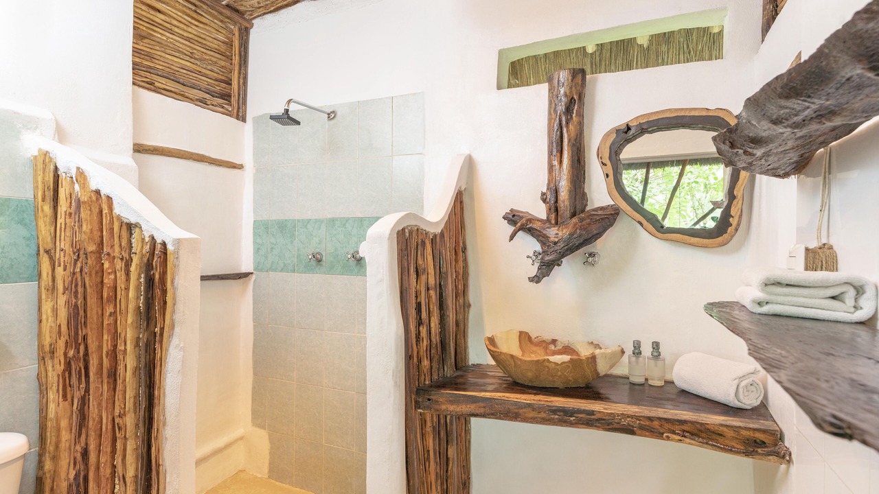 Photo of Bathroom in Zona Hotelera