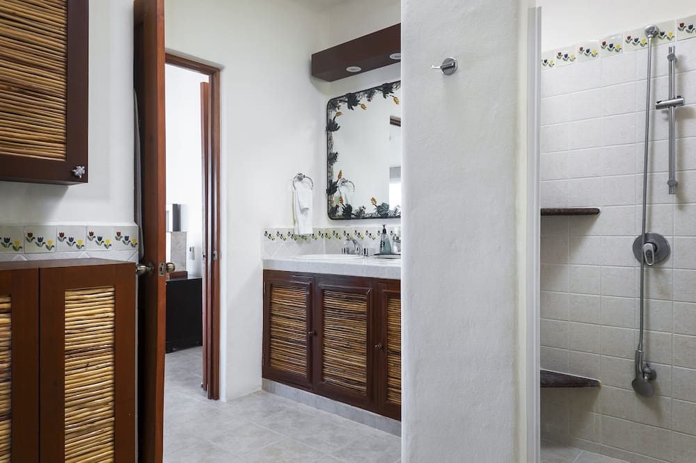 Photo of Bathroom in Puerto Morelos