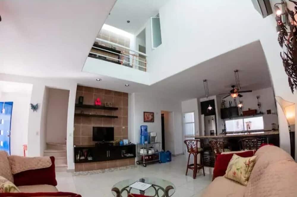 Photo of Livingroom in Colonia Andres