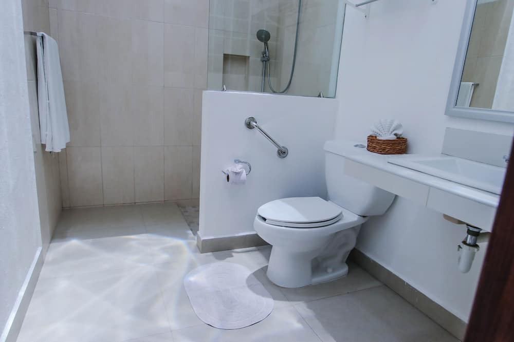 Photo of Bathroom in Colonia Adolfo Lopez Mateos