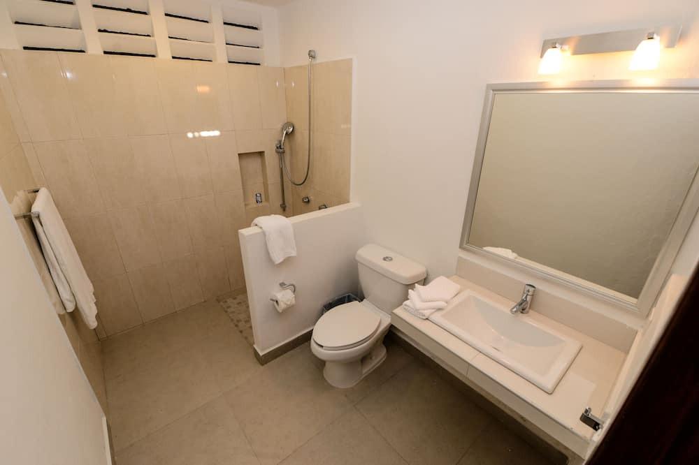 Photo of Bathroom in Colonia Adolfo Lopez Mateos