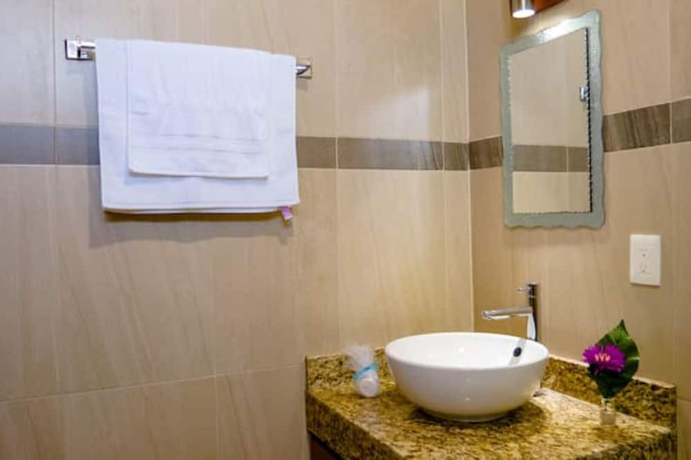 Photo of Bathroom in Isla Mujeres