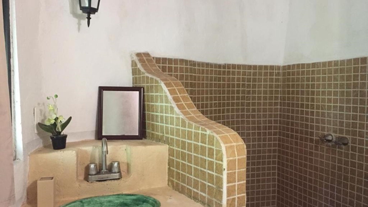 Photo of Bathroom in Leona Vicario