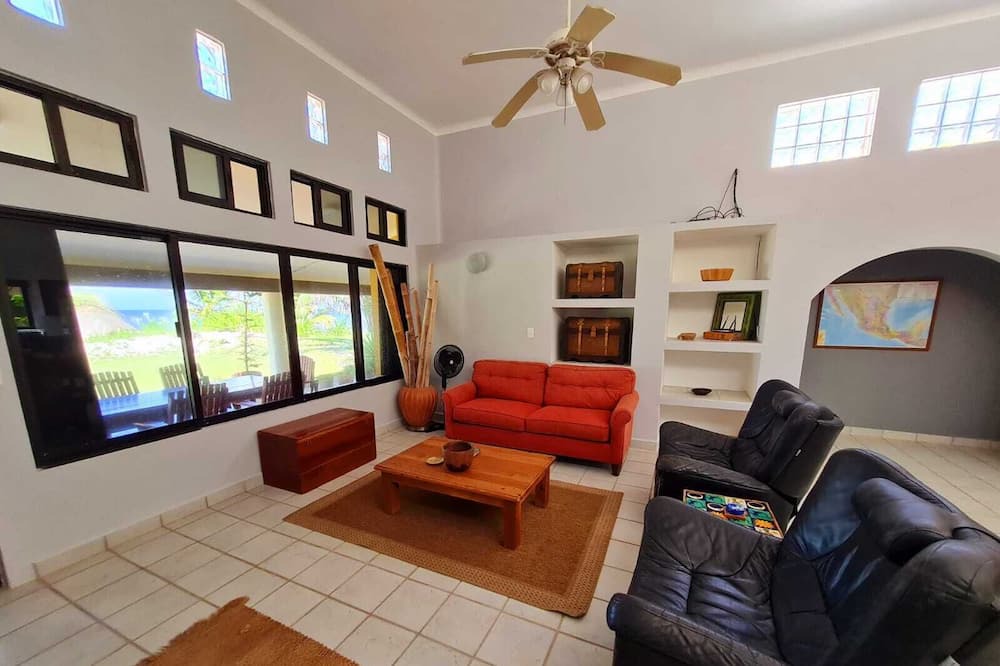 Photo of Livingroom in Mahahual