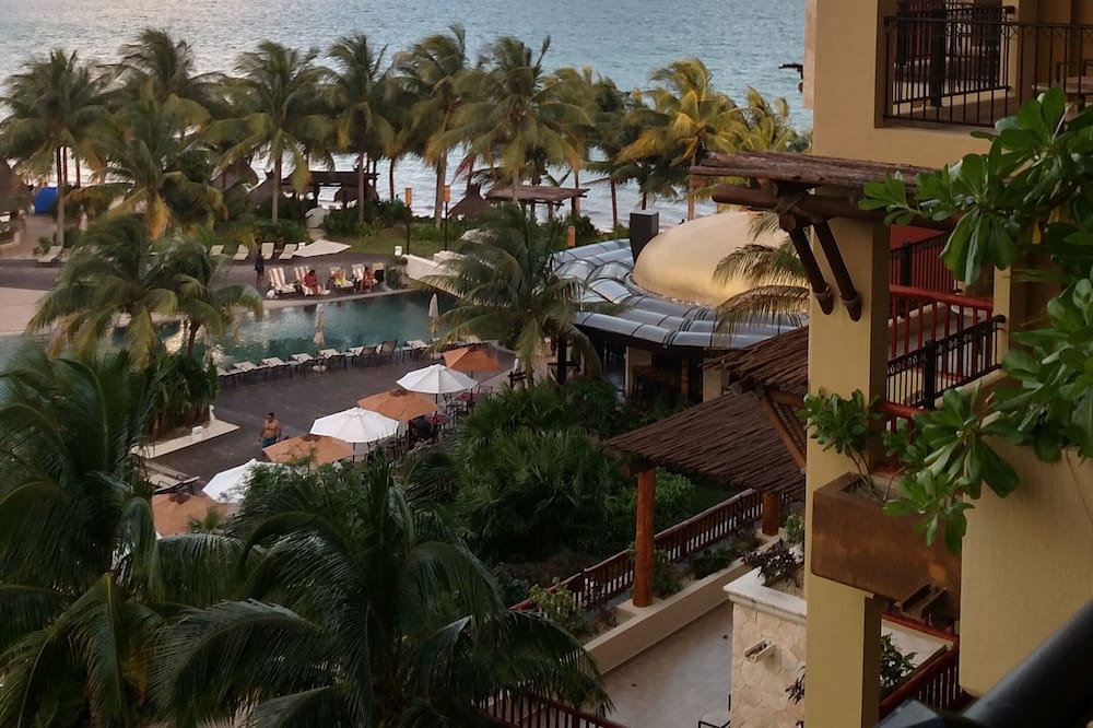 Photo of Patio Balcony in Playa Mujeres